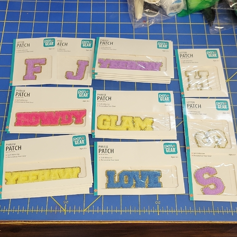 Colorful Letter Phrase 19 Patches YEEHAE HOWDY LOVE GLAM FJHS NEW